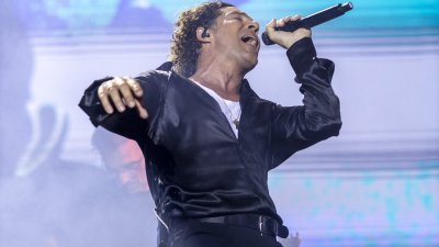 David Bisbal durante su actuación en San Ginés. Fotos: Juan Mateos.