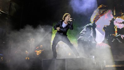 David Bisbal durante su actuación en San Ginés. Fotos: Juan Mateos.