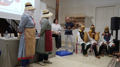 Recuperación de las vestimentas tradicionales de Buches