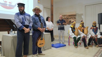Recuperación de las vestimentas tradicionales de Buches