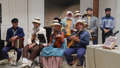 Recuperación de las vestimentas tradicionales de Buches
