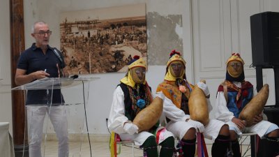 Recuperación de las vestimentas tradicionales de Buches
