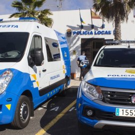 Vehículos de la Policia Local de teguise