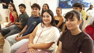 La asociación Mercedes Medina Díaz entrega sus becas a 16 alumnos de Lanzarote. Foto: Juan Mateos