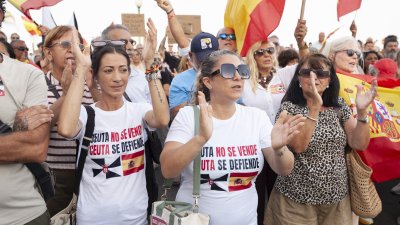 Concentración en Arrecife en apoyo a Ceuta ( Imagen: Juan Mateos)