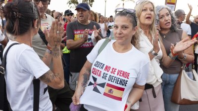 Concentración en Arrecife en apoyo a Ceuta ( Imagen: Juan Mateos)