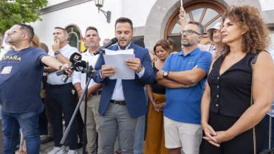 Concentración en Arrecife en apoyo a Ceuta ( Imagen: Juan Mateos)