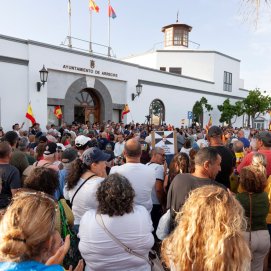 Concentración en Arrecife en apoyo a Ceuta ( Imagen: Juan Mateos)