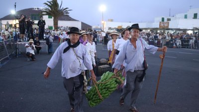 Ofrenda a la Virgen de Los Dolores, 2026 (Fotos: La Voz)
