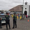 la guardia civil vigila la zona de acceso a la ermita en el dia de los doloresff