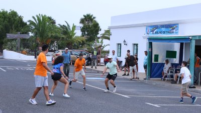 Tradicional partida de pelotamano en Tiagua. 2026