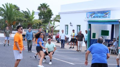 Tradicional partida de pelotamano en Tiagua. 2026