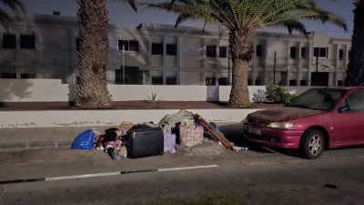 Acumulación de basura en Argana Alta