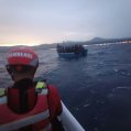 Rescate de una patera al norte de Lanzarote