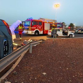 Accidente en la entrada de Playa Honda 