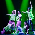 Escena de la obra de teatro Supersaurio