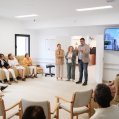 Responsables del Ayuntamiento en el Centro de Respiro Familiar de San Bartolomé.