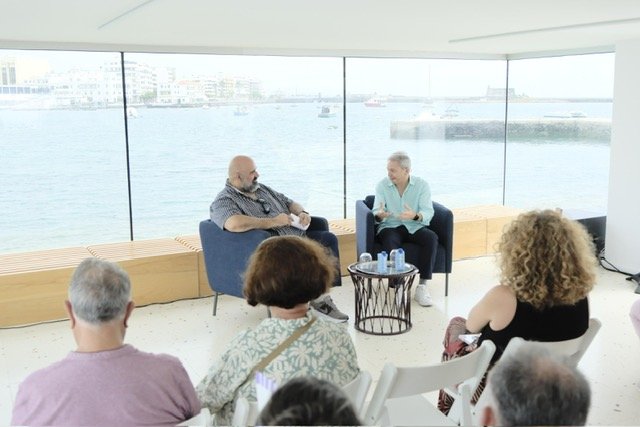 Vicente Vallés en el Islote de Fermina
