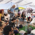 Acampados por la vivienda en Arrecife. Foto: Juan Mateos