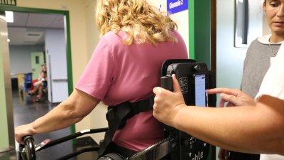 Rehabilitación con el exoesqueleto