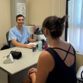 30oct Matrón durante la atención a una embarazadaee