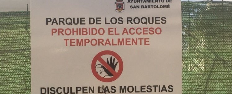 parque los roques cerrado playa honda
