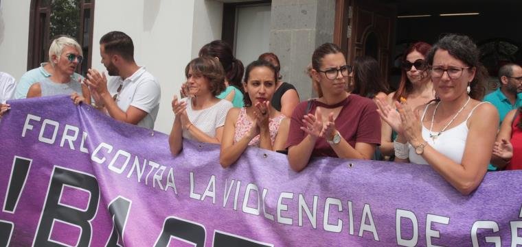 Minuto silencio Arrecide políticos