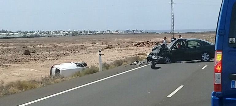 Accidente mortal carretera Playa Blanca 2