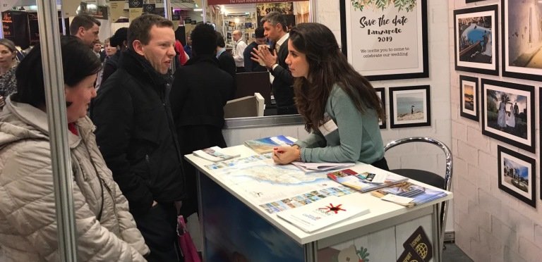 Stand de Lanzarote, zona de bodas, y destnos en la Feria de Turismo de Irlanda