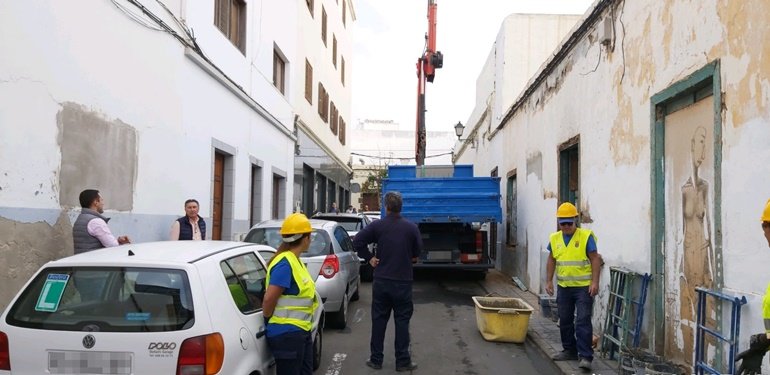 tapiado vivienda calle democracia 2